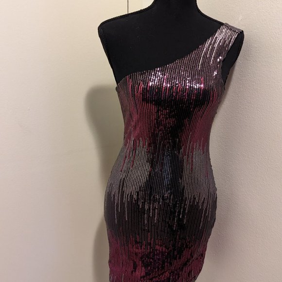 Off-Shoulder Sequin Dress: Strobe It by Charlotte Russe - Picture 8 of 8